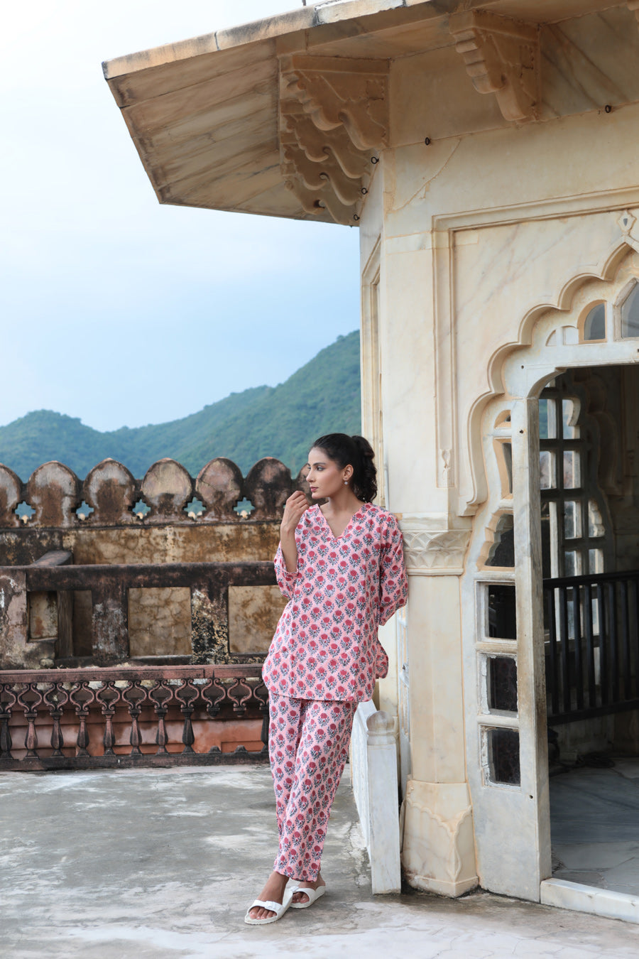 Gulaabi Bagh - Loungewear